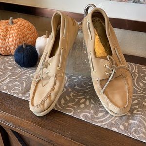 🌻Sperry top-sider women leather size 12 boat shoes🌻🌻